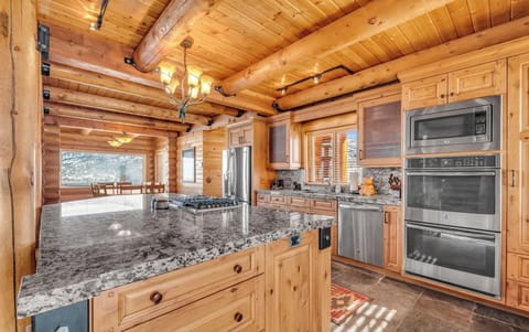 Fully stocked kitchen