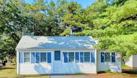Front View of Cottage