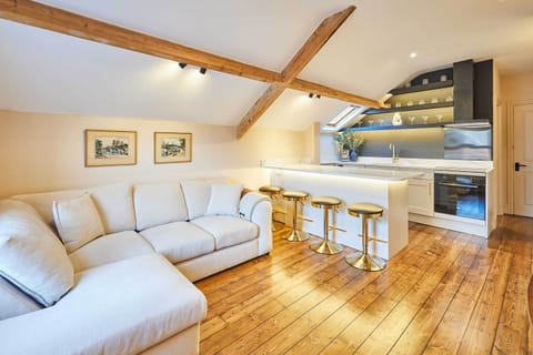 The Rooftop Gallery, Jesmond - Host & Stay