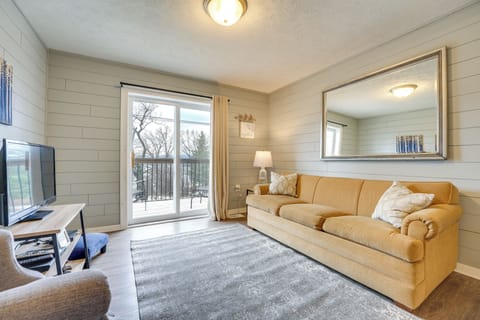 Cape Fair Vacation Rental | 1BR | 1BA | 500 Sq Ft | Steps to Enter