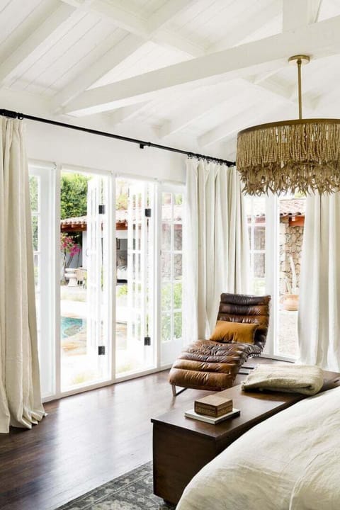 Bedroom 1 - Main House East Wing (right side as you enter the front door)