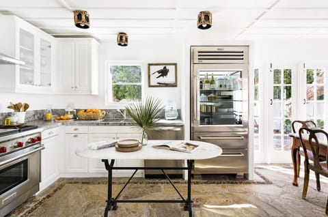 Full Kitchen 1 - Main house (to the left of the entrance area living room)