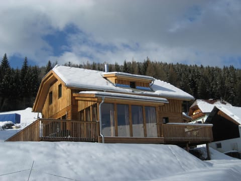 Holiday Home Exterior [winter]
