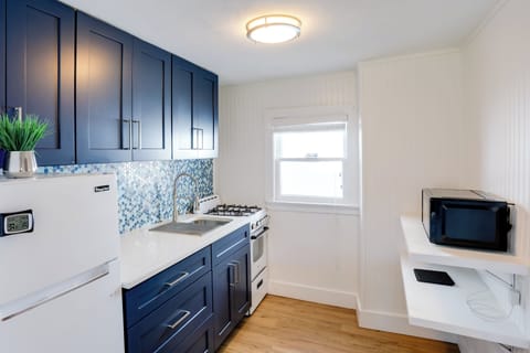 Kitchen | Cooking Basics | Drip Coffee Maker