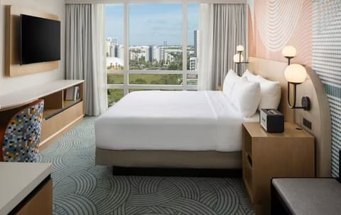 Unit with 1 King Bed