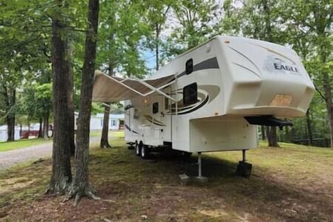 C588b97e e79f 4573 afdb defd8e9d13e5