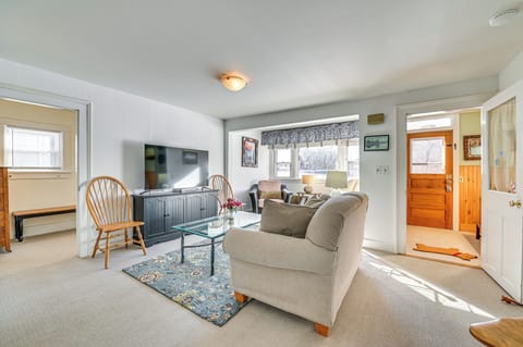 North Creek Vacation Rental | 3BR | 2BA | 1,200 Sq Ft | 3 Steps to Enter