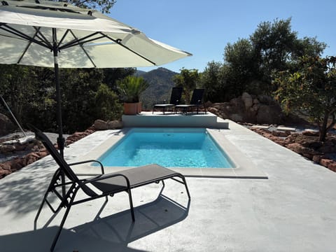Swimming Pool with Swimjet (1)