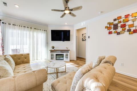 Richmond Vacation Rental | 5BR | 2.5BA | 6 Steps to Enter | 2,100 Sq Ft