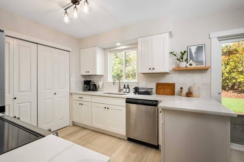 Get some fresh ingredients from the Willamette Valley or the Oregon Coast to cook up a delicious feast.