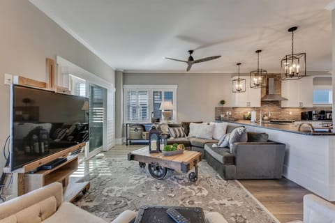 Living Room (2nd Floor)