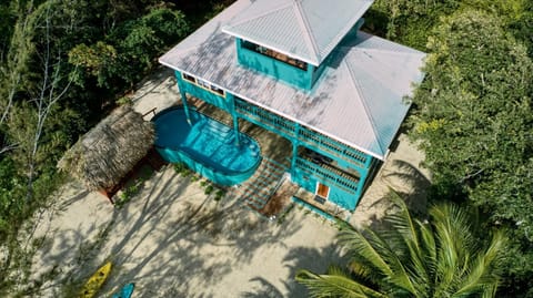 Toucan Dance Villa - 3BR Beachfront w/Pool & Ocean Views (5081)