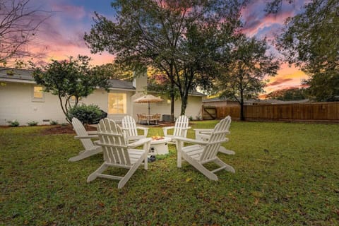 Let your worries disappear with the warm firepit and peaceful tranquility of our outdoor sitting area