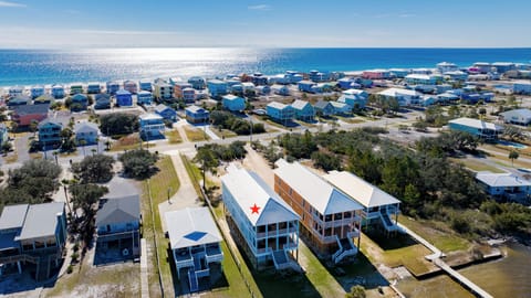 Welcome to Bama Boat House South in Gulf Shores