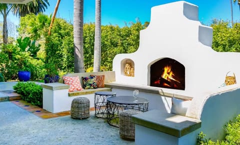 Welcome!  Enjoy The Large Patio and Yard.