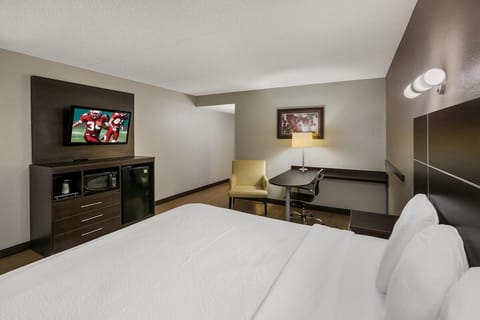 Unit with 1 King bed