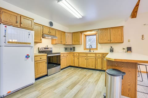 Kitchen | Main Level | Cooking Basics