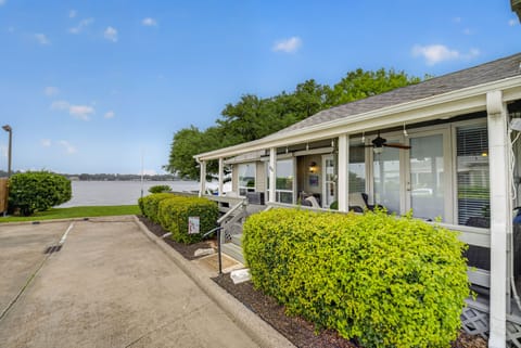 Lakefront mornings and peaceful views just steps from your door.