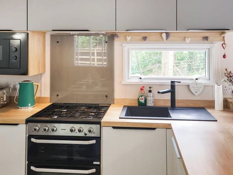 Kitchen | Brook Retreat, Tremadog