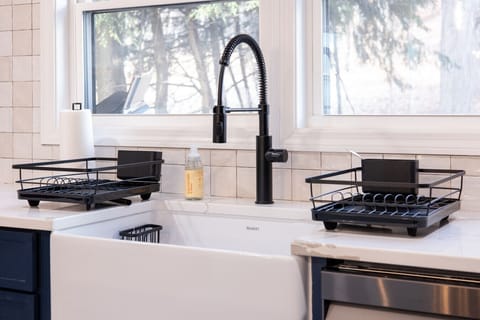 Kitchen sink with fresh, drinkable Lake George water