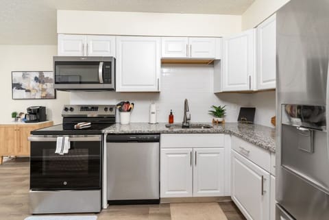 Fully Furnished Kitchen