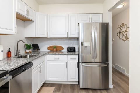 Fully Furnished Kitchen