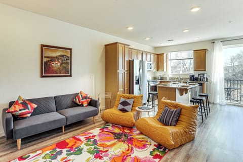 Reno Vacation Rental | 2BR | 2.5BA | 1,280 Sq Ft | Stairs Required