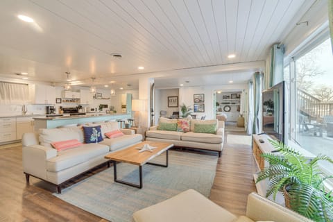 Detroit Lakes Vacation Rental | 3BR | 2BA | Stairs Required