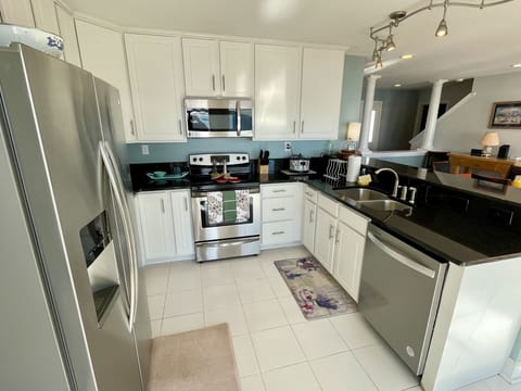 Indoors, Kitchen, Refrigerator, Microwave, Oven