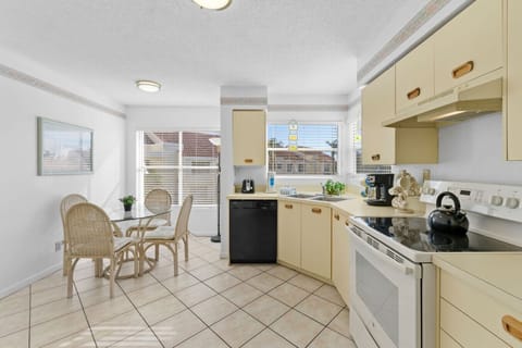 Kitchen with Seating Area