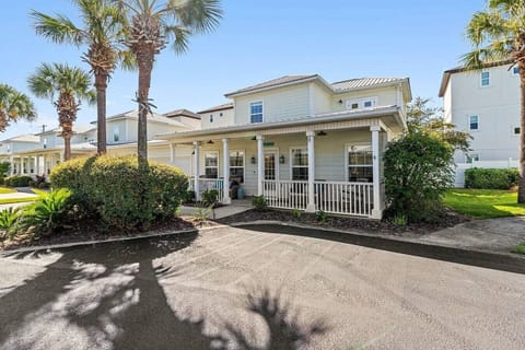 Front Entrance/Porch