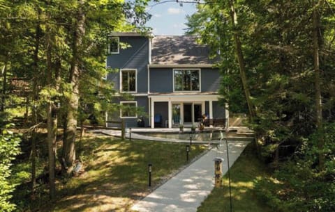 Welcome to Lake Therapy!