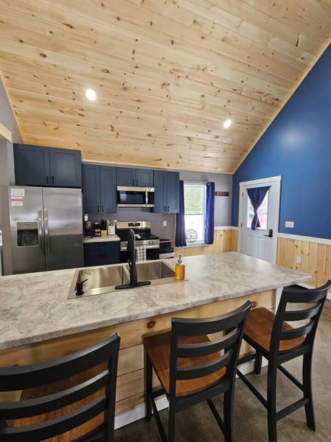 d02c1923-b388-440a-95e8-a650c8773e7f