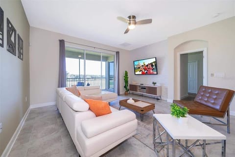 Cozy living room with large flat-screen TV — ideal for family movie nights near Disney.