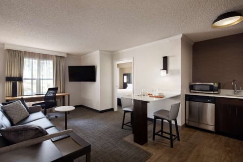 Living and dining area