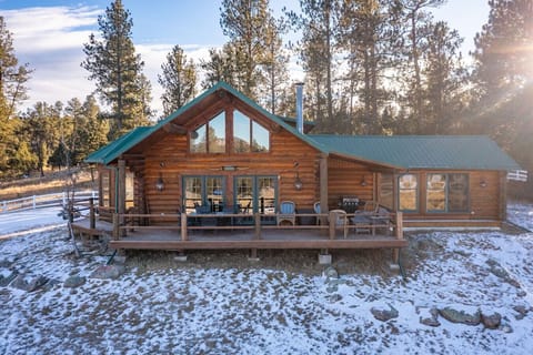 Enjoy cooking on the gas grill while soaking in the quiet surroundings, and savor your meals in the fresh open air.