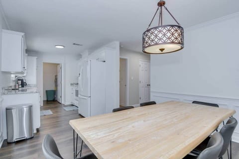 7f5706a8 2726 47e1 847b 0587e2afc4cd