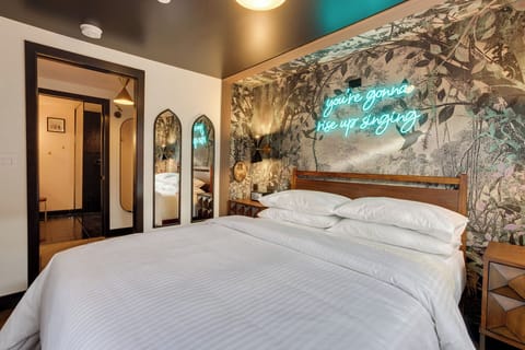 The Armstrong at The Louie Boutique Motel