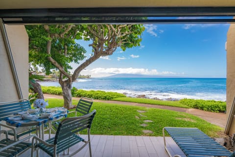 Enjoy ocean front seats.