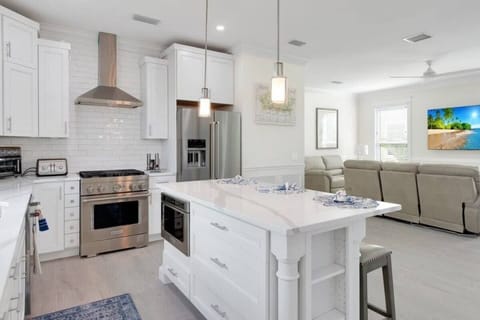 9ea7c0b7 7290 41f0 8b41 39dfd8624917