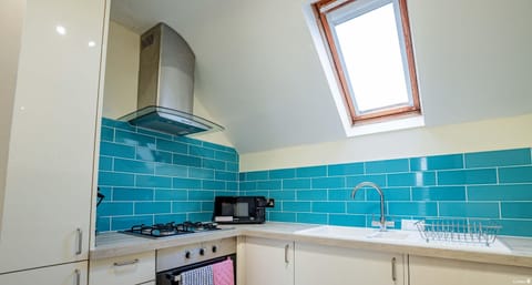 Chichester Close, Hereford - Host & Stay