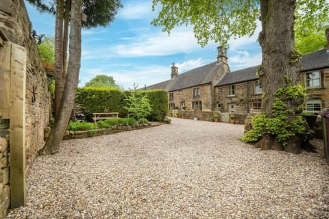Well Farm Cottage, Higham - Host & Stay