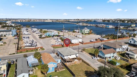 Minutes away from water, shopping and so much more!