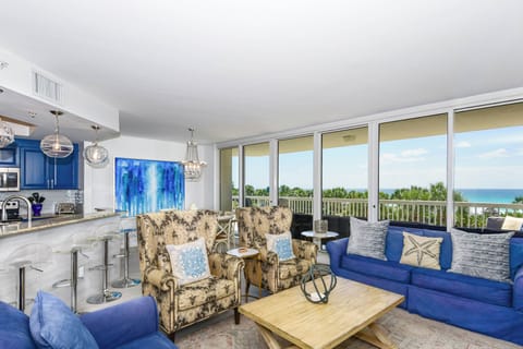 Silver Shells St. Maarten 305- Living Area with Balcony Access