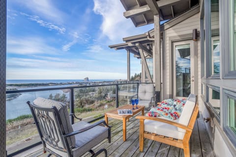 Balcony with Seating and Views
