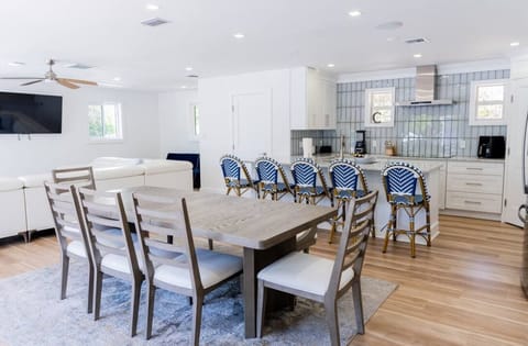 8 seat kitchen table with 5 seats at the counter