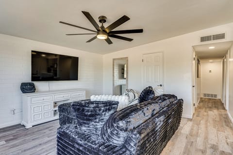 Tucson Vacation Rental | 3BR | 2BA | 1,100 Sq Ft | 2 Steps Required