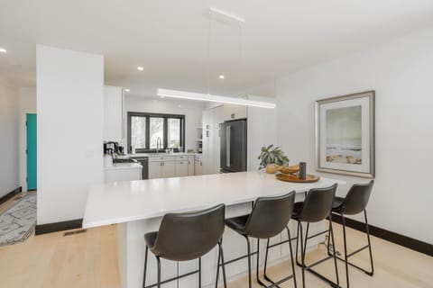 Kitchen Island- Additional Seating