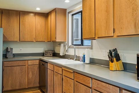 Kitchen at Chapman Point Cottage