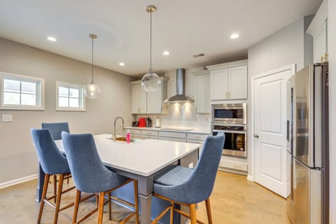 Kitchen | Dishwasher | 1st Floor